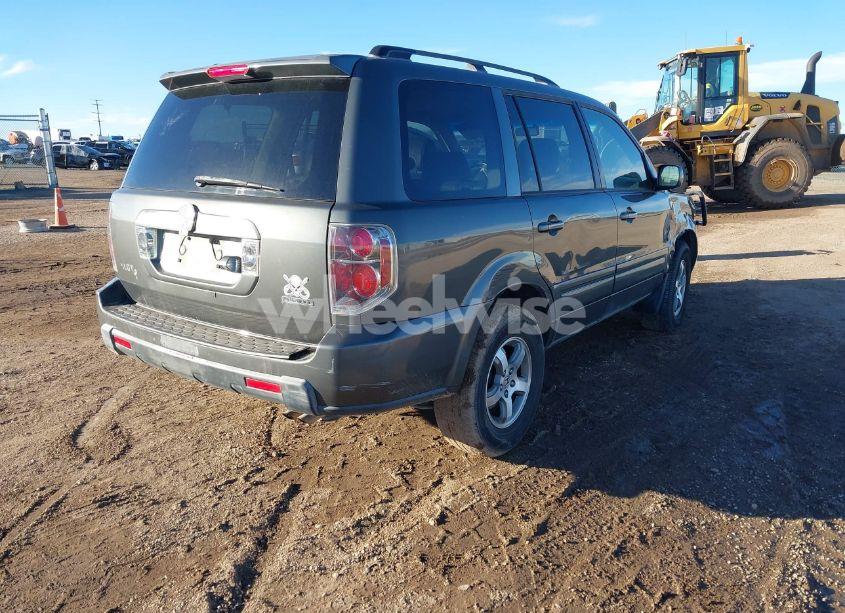 Photo 4 of 2007 Honda Pilot EX-L (VIN 2HKYF18717H510332)
