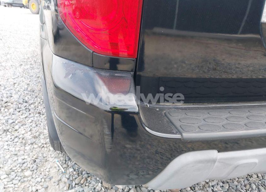 Photo 14 of 2004 Honda Pilot EX-L (VIN 2HKYF18724H598464)