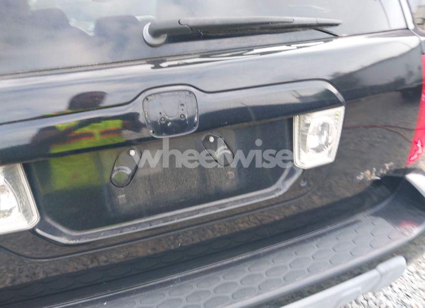 Photo 15 of 2004 Honda Pilot EX-L (VIN 2HKYF18724H598464)