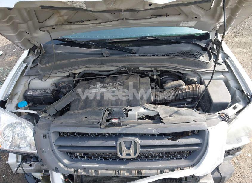 Photo 10 of 2005 Honda Pilot EX-L (VIN 2HKYF18725H534538)