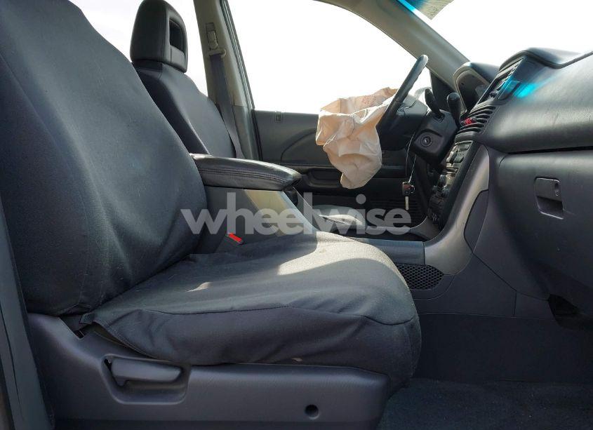 Photo 5 of 2005 Honda Pilot EX-L (VIN 2HKYF18725H534538)