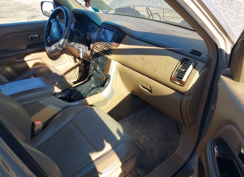 Photo 5 of 2003 Honda Pilot EX-L (VIN 2HKYF18733H575810)