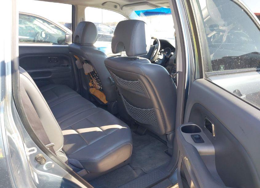 Photo 8 of 2006 Honda Pilot EX-L (VIN 2HKYF18736H562303)