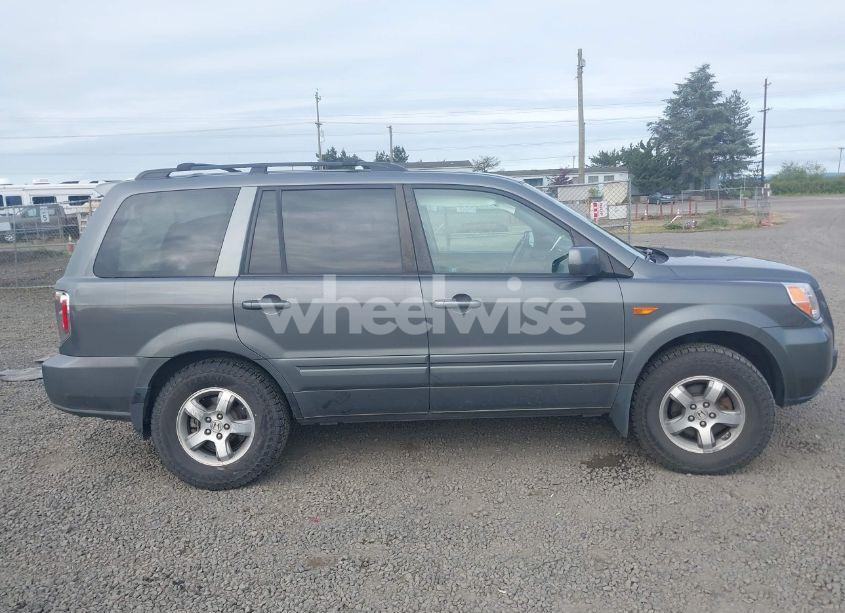 Photo 13 of 2007 Honda Pilot EX-L (VIN 2HKYF18737H519100)