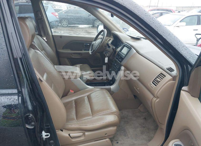 Photo 5 of 2007 Honda Pilot EX-L (VIN 2HKYF18737H526418)