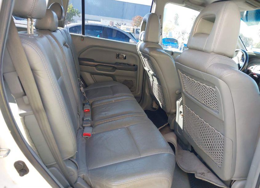 Photo 8 of 2004 Honda Pilot EX-L (VIN 2HKYF18744H536810)