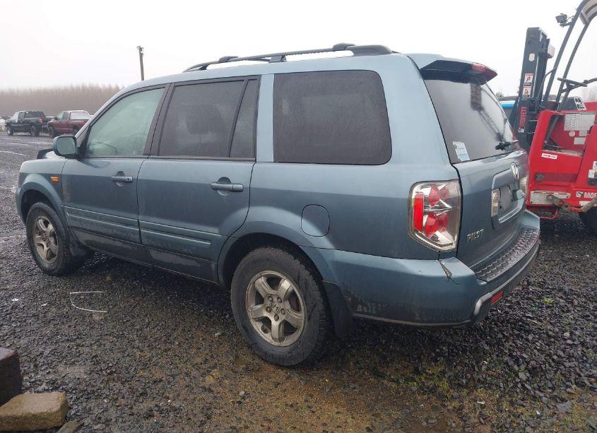 Photo 3 of 2006 Honda Pilot EX-L (VIN 2HKYF18746H510839)