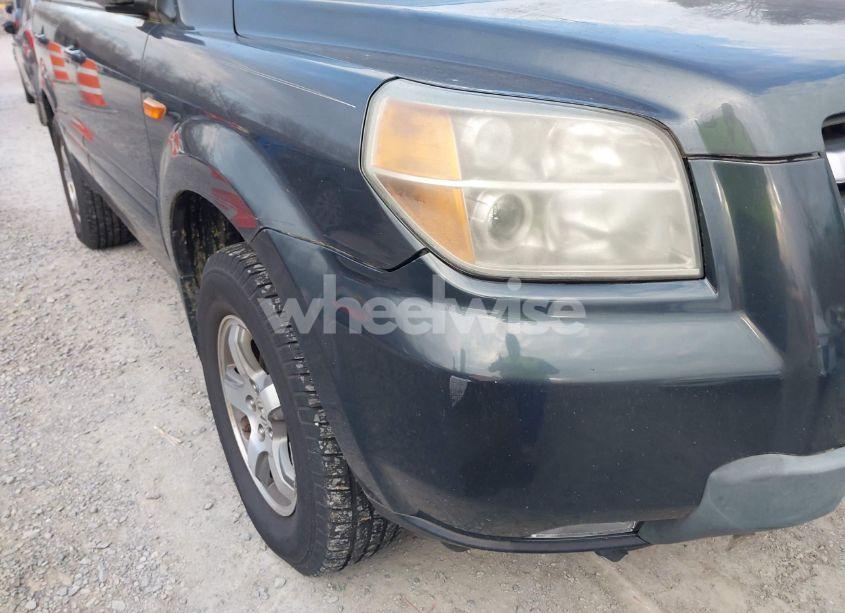 Photo 6 of 2006 Honda Pilot EX-L (VIN 2HKYF18746H558986)