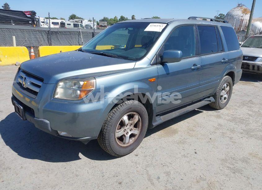 Photo 2 of 2007 Honda Pilot EX-L (VIN 2HKYF18747H514858)