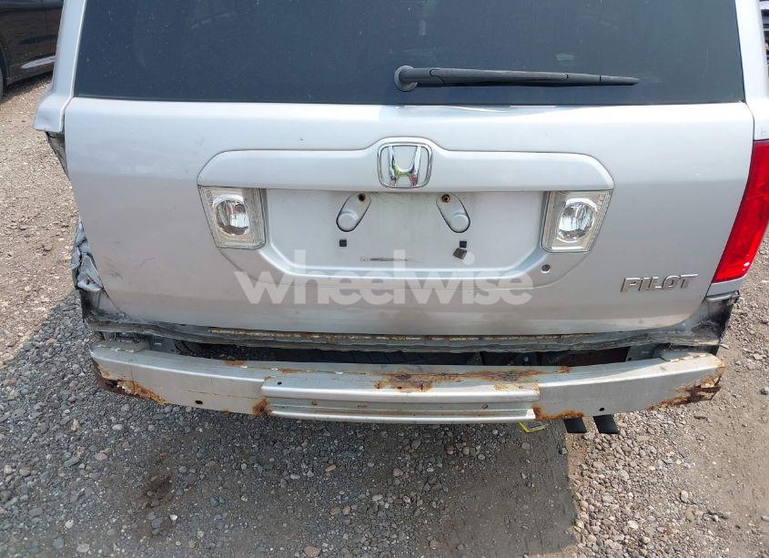 Photo 6 of 2003 Honda Pilot EX-L (VIN 2HKYF18753H584802)