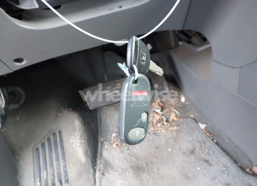 Photo 11 of 2004 Honda Pilot EX-L (VIN 2HKYF18754H523015)