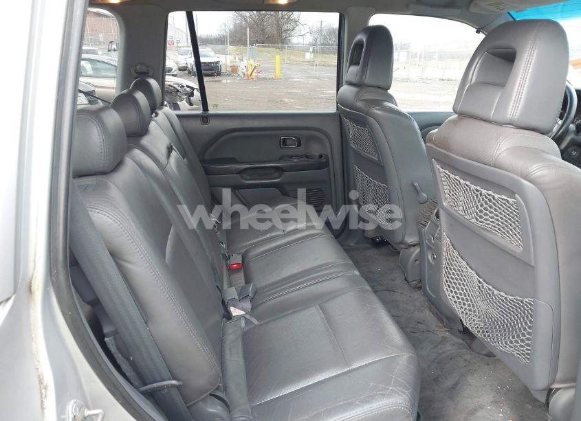 Photo 8 of 2004 Honda Pilot EX-L (VIN 2HKYF18754H523015)