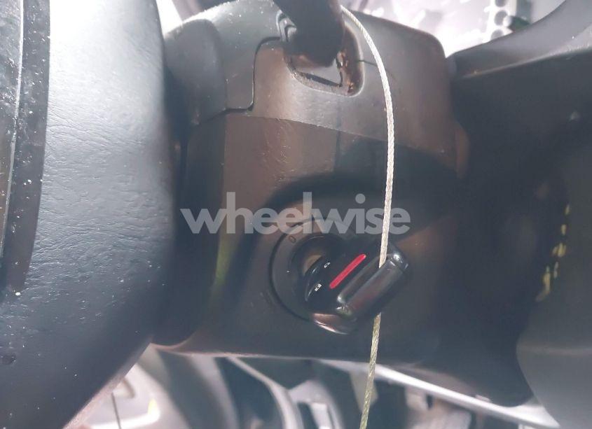 Photo 11 of 2005 Honda Pilot EX-L (VIN 2HKYF18755H500268)