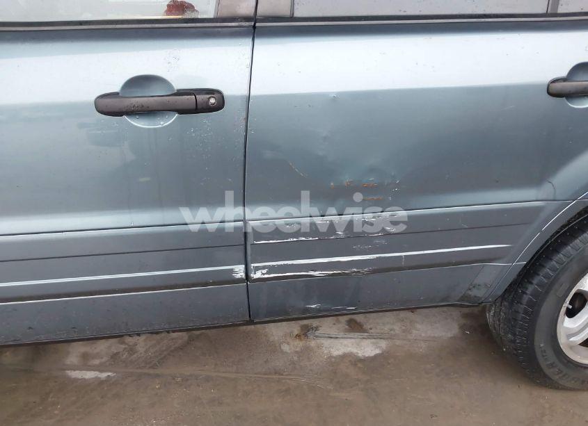 Photo 6 of 2005 Honda Pilot EX-L (VIN 2HKYF18755H500268)