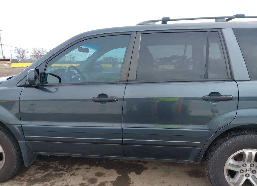 Photo 14 of 2005 Honda Pilot EX-L (VIN 2HKYF18775H522854)