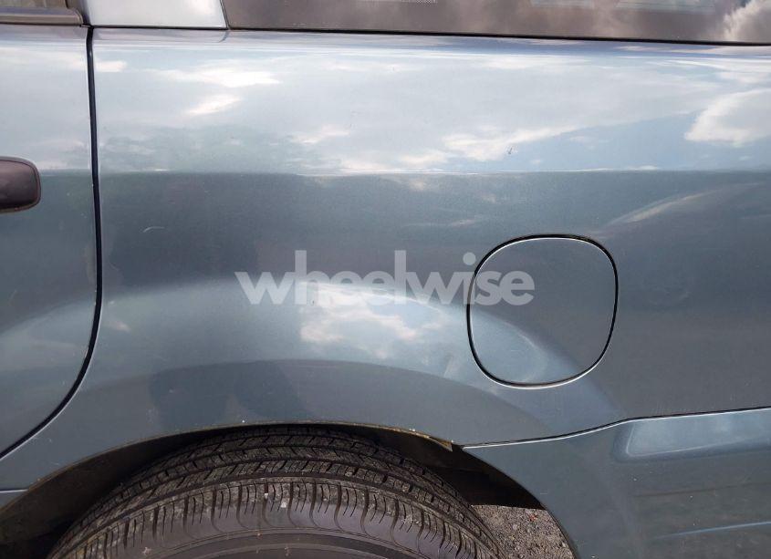 Photo 12 of 2005 Honda Pilot EX-L (VIN 2HKYF18785H542479)