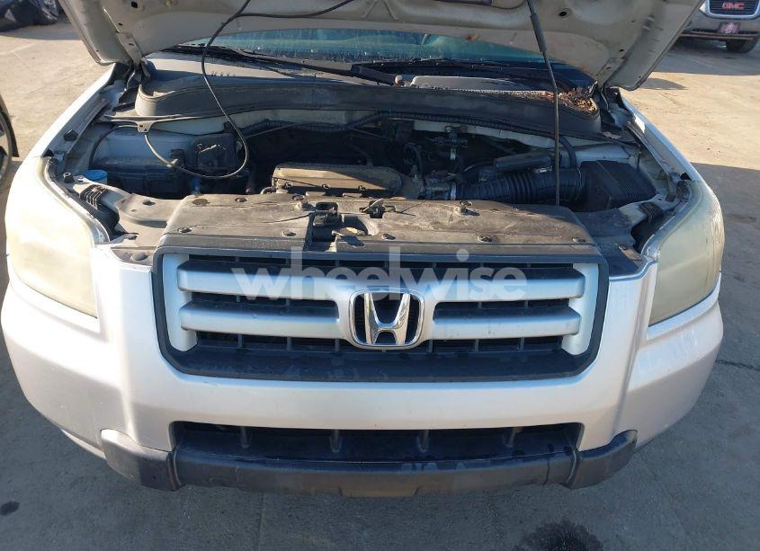 Photo 10 of 2006 Honda Pilot EX-L (VIN 2HKYF18796H520556)