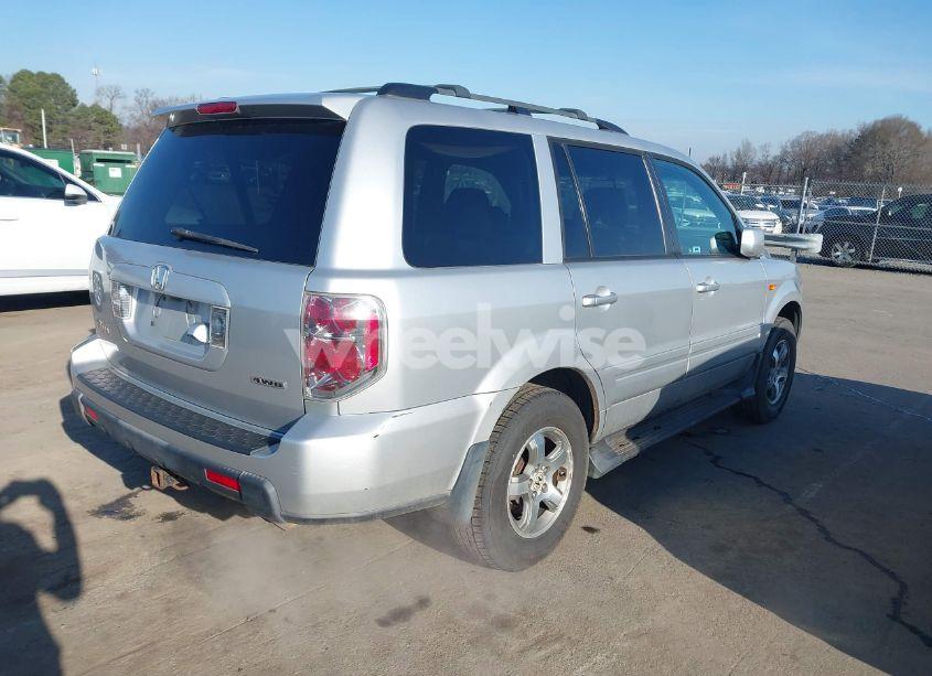 Photo 4 of 2006 Honda Pilot EX-L (VIN 2HKYF18796H520556)