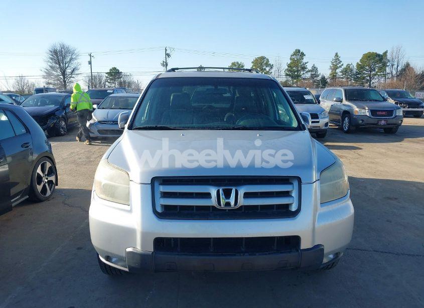 Photo 6 of 2006 Honda Pilot EX-L (VIN 2HKYF18796H520556)