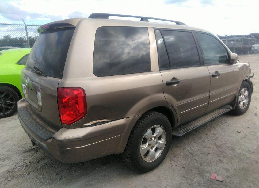 Photo 4 of 2003 Honda Pilot EX-L (VIN 2HKYF187X3H607197)