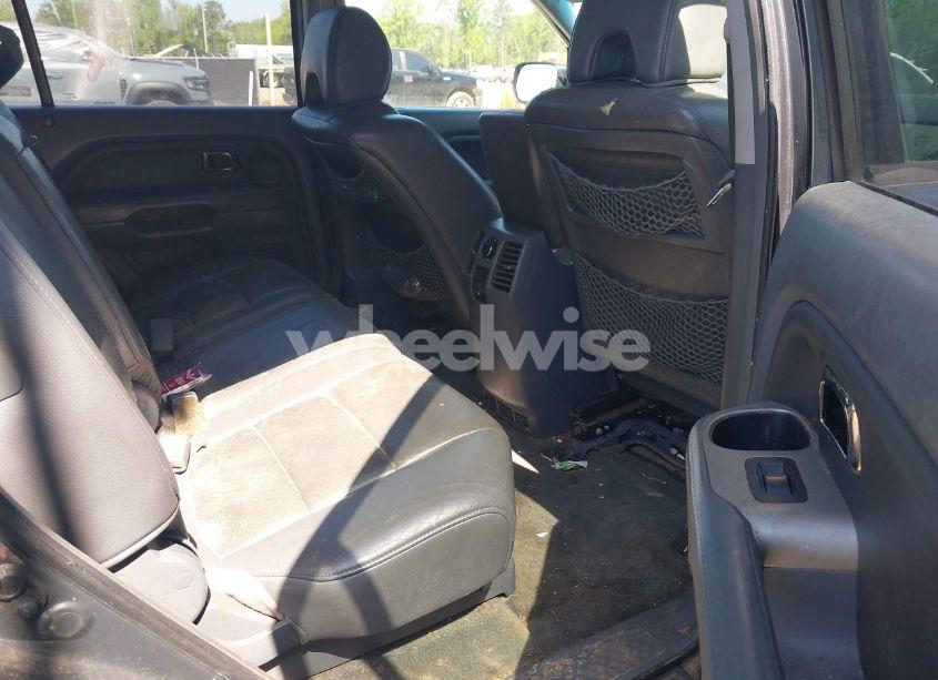 Photo 8 of 2006 Honda Pilot EX-L (VIN 2HKYF187X6H557468)