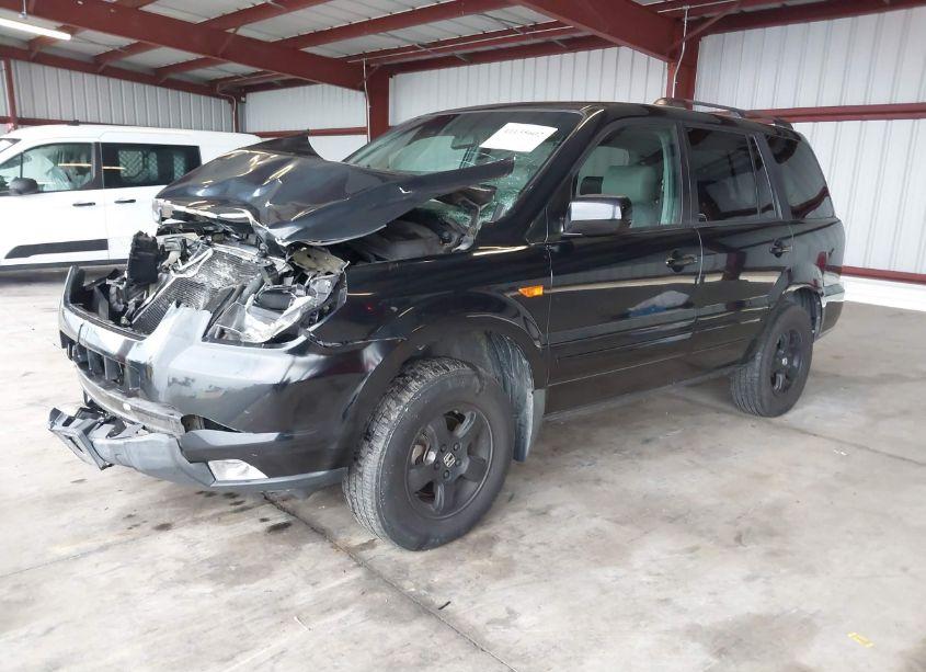 Photo 2 of 2006 Honda Pilot EX-L (VIN 2HKYF187X6H560273)