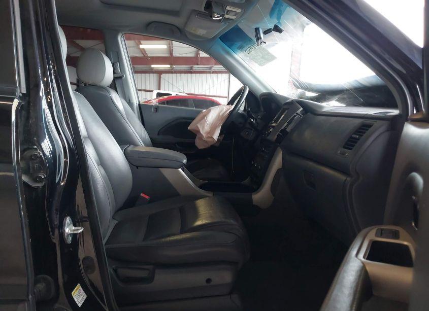 Photo 5 of 2006 Honda Pilot EX-L (VIN 2HKYF187X6H560273)