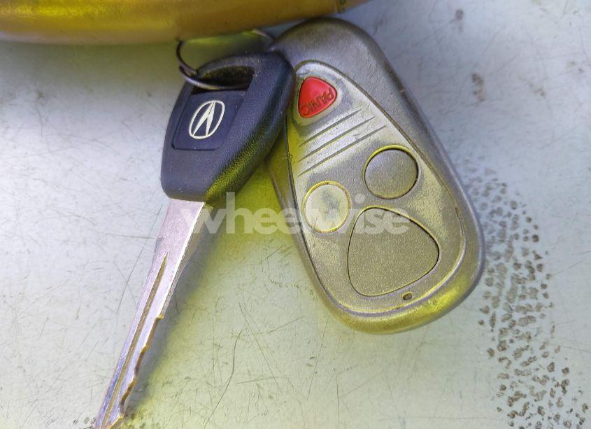 Photo 11 of 2005 Acura Mdx N/A (VIN 2HNYD18245H517219)