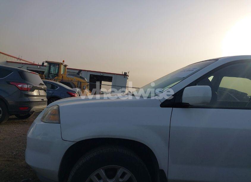 Photo 15 of 2005 Acura Mdx N/A (VIN 2HNYD18665H558857)