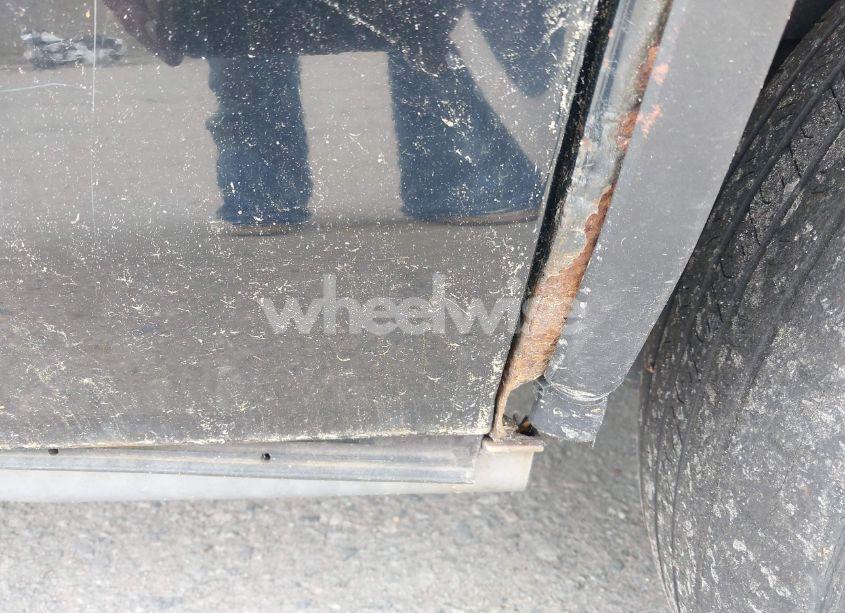 Photo 6 of 2005 Acura Mdx N/A (VIN 2HNYD18775H542952)