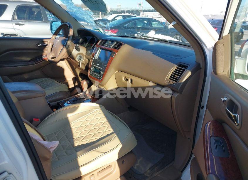 Photo 5 of 2005 Acura Mdx N/A (VIN 2HNYD18805H545863)