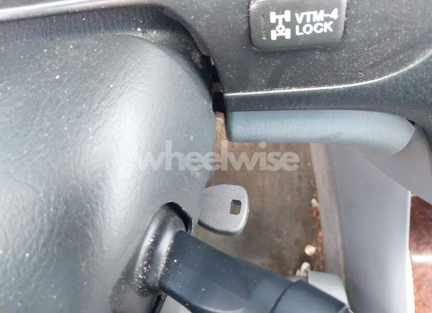 Photo 11 of 2004 Acura Mdx (VIN 2HNYD18854H535425)
