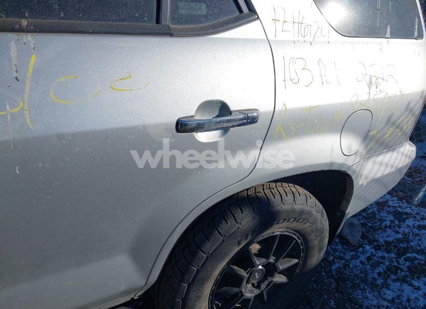 Photo 6 of 2006 Acura Mdx (VIN 2HNYD18896H542736)