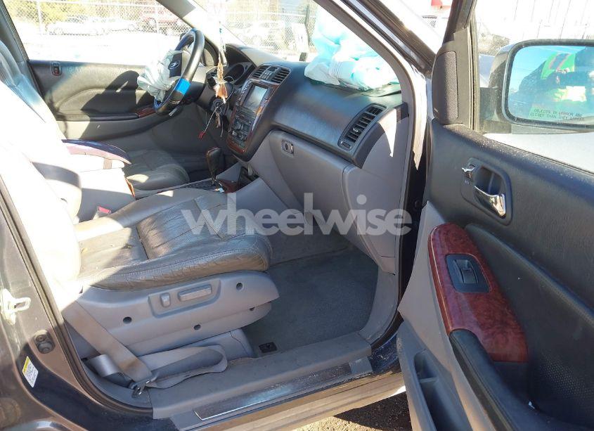 Photo 5 of 2004 Acura Mdx (VIN 2HNYD18954H550936)