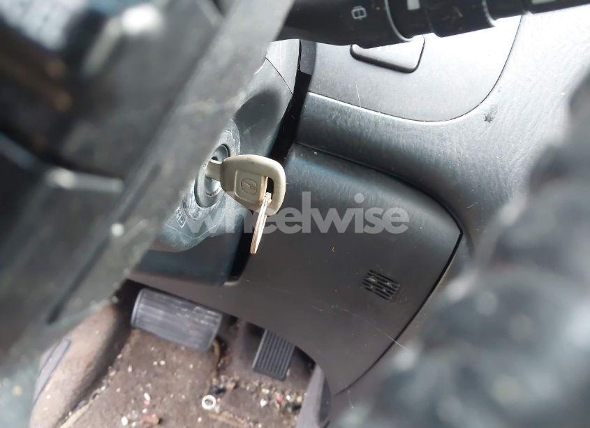 Photo 11 of 2004 Acura Mdx (VIN 2HNYD18984H530132)