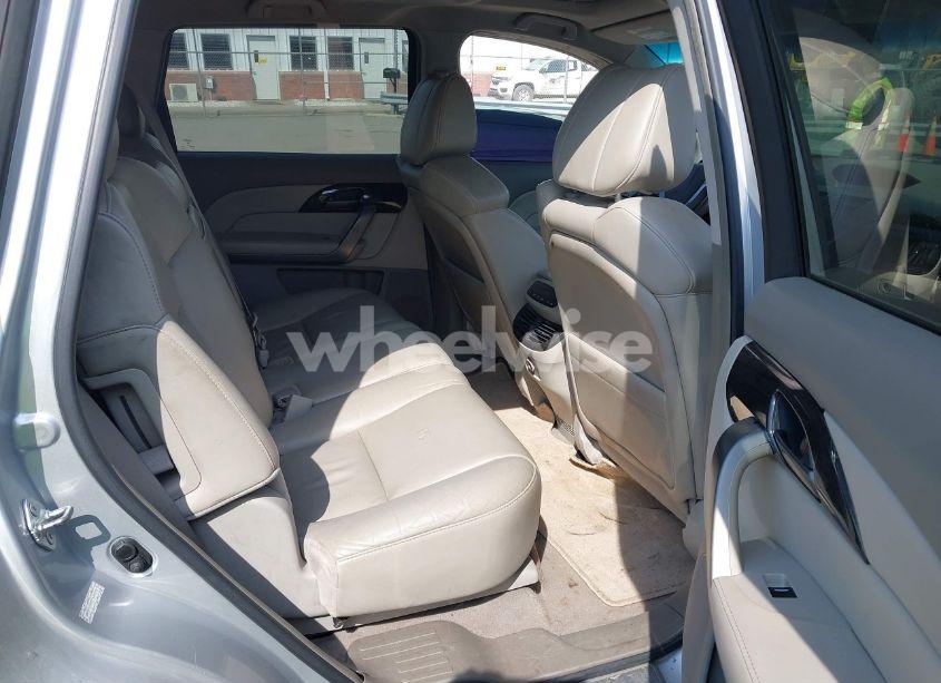 Photo 8 of 2007 Acura Mdx (VIN 2HNYD28277H543712)
