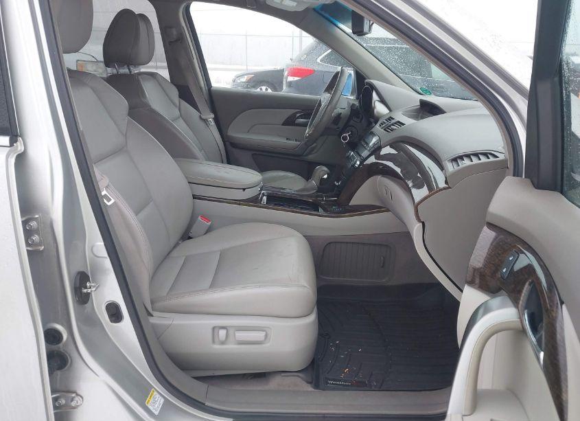 Photo 5 of 2011 Acura Mdx (VIN 2HNYD2H25BH541126)