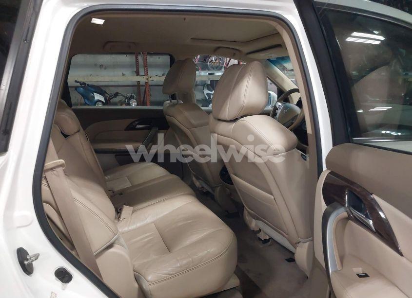 Photo 8 of 2013 Acura Mdx (VIN 2HNYD2H26DH516402)