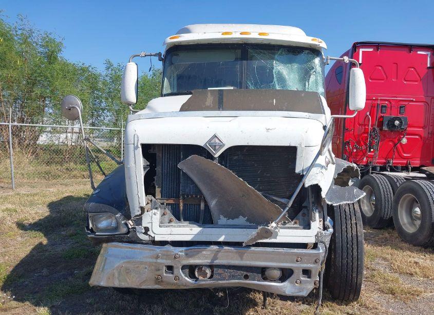 Photo 12 of 2005 International 9200 (VIN 2HSCEAPR05C049697)