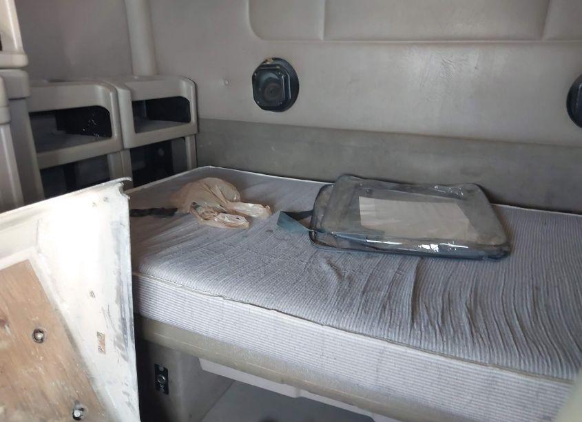 Photo 6 of 2005 International 9200 (VIN 2HSCEAPR05C049697)