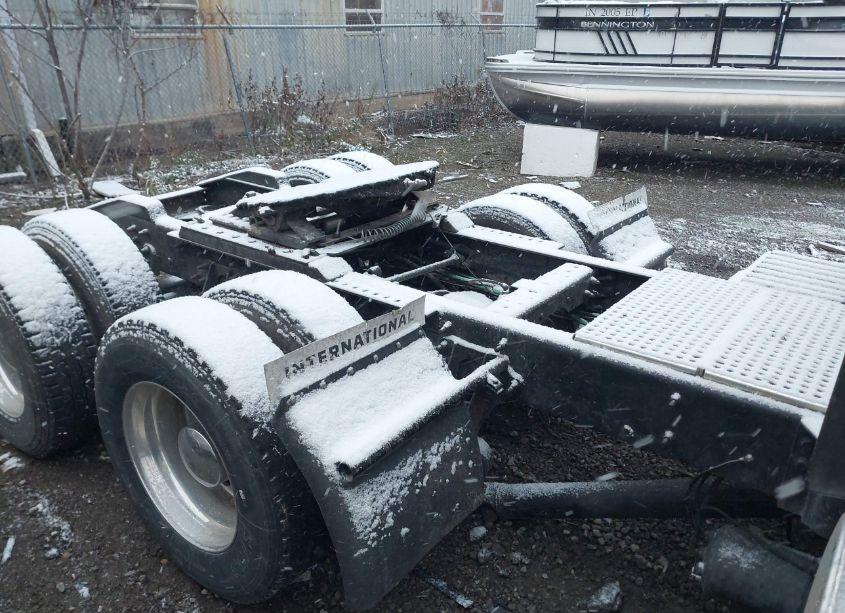 Photo 7 of 2005 International 9200 9200I (VIN 2HSCEAPRX5C036097)