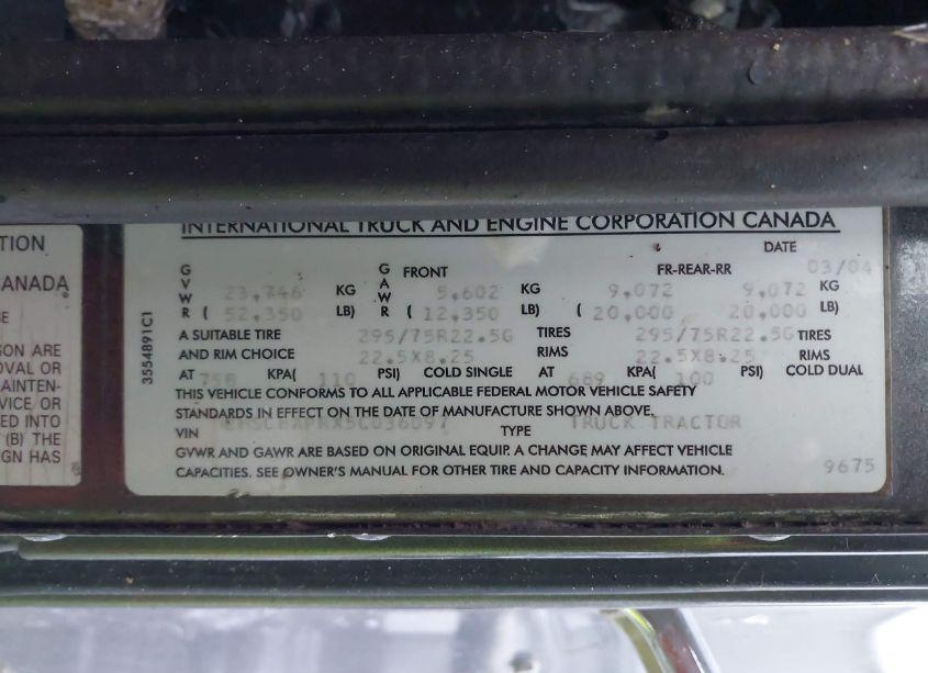 Photo 9 of 2005 International 9200 9200I (VIN 2HSCEAPRX5C036097)