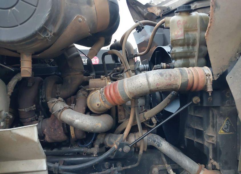 Photo 10 of 2007 International 9200 9200I (VIN 2HSCESBRX7C416427)