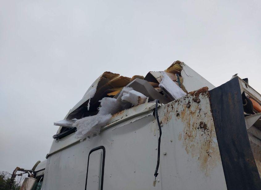 Photo 11 of 2007 International 9200 9200I (VIN 2HSCESBRX7C416427)