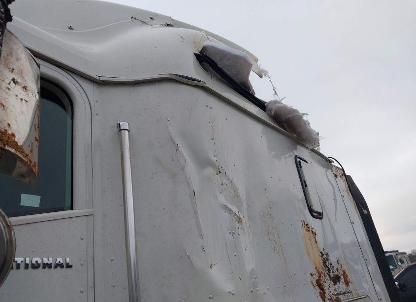 Photo 15 of 2007 International 9200 9200I (VIN 2HSCESBRX7C416427)