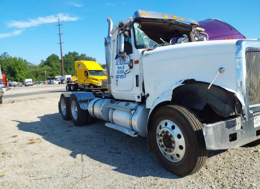 2006 International 9900 9900I (VIN 2HSCHSCRX6C198347) main photo