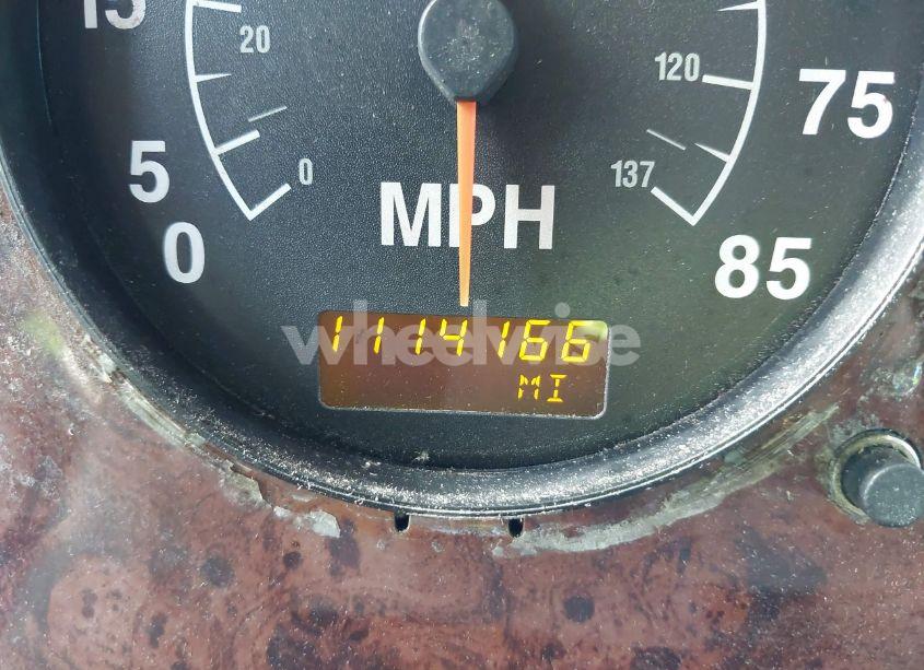 Photo 5 of 2006 International 9400 9400I (VIN 2HSCNAPR26C297564)