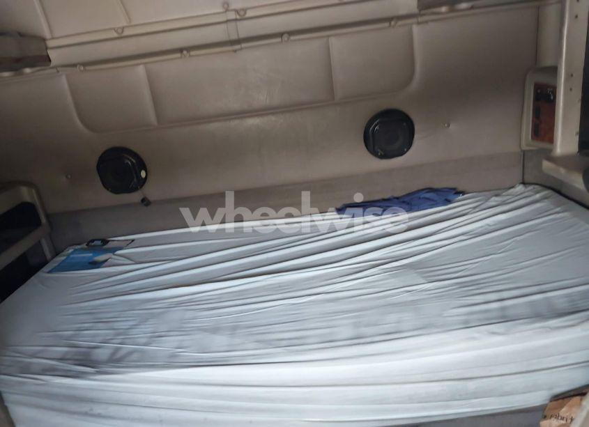 Photo 7 of 2006 International 9400 9400I (VIN 2HSCNAPR26C297564)