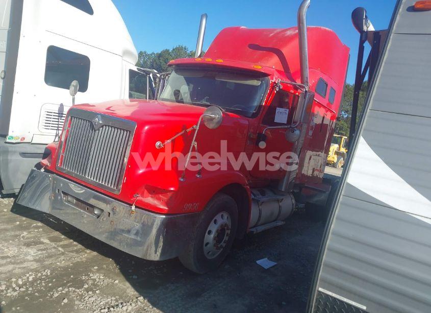 Photo 2 of 2005 International 9400 9400I (VIN 2HSCNAPR55C161296)