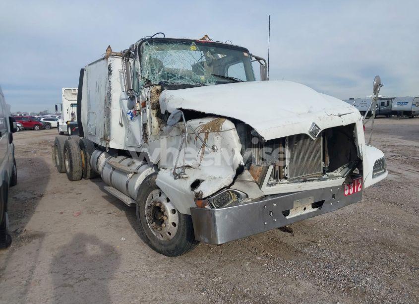 2006 International 9400 9400I (VIN 2HSCNAPR56C331142) main photo